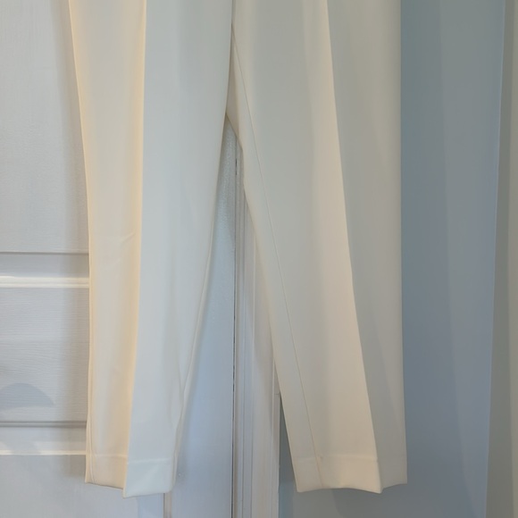 NWOT Theory White Ankle Pull On Pants in Size 8 - Picture 5 of 9